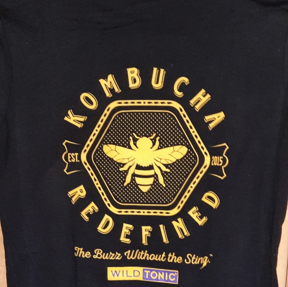 RARE Wild Tonic Small T-shirt